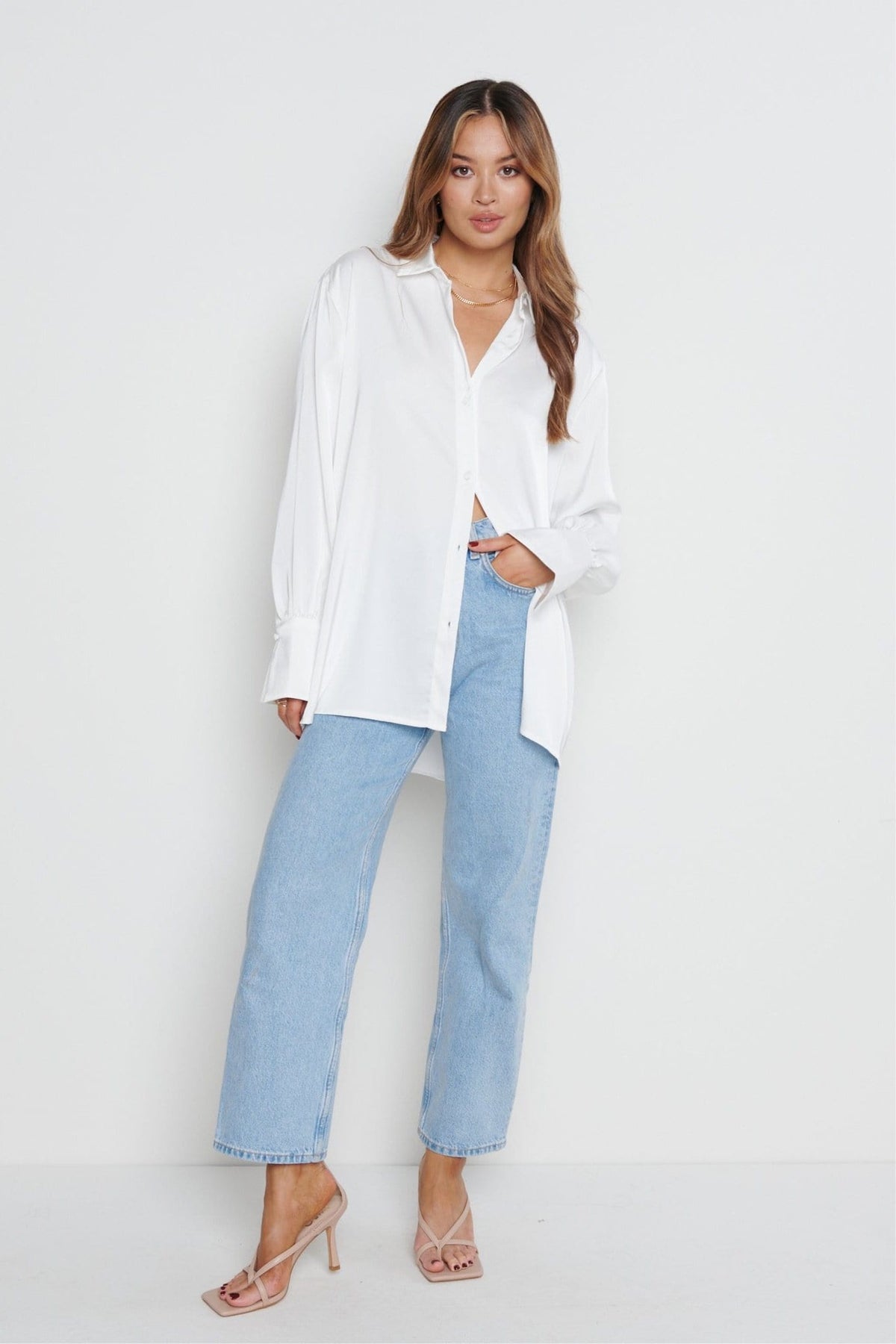 Naomi Relaxed Shirt- White – Pretty Lavish