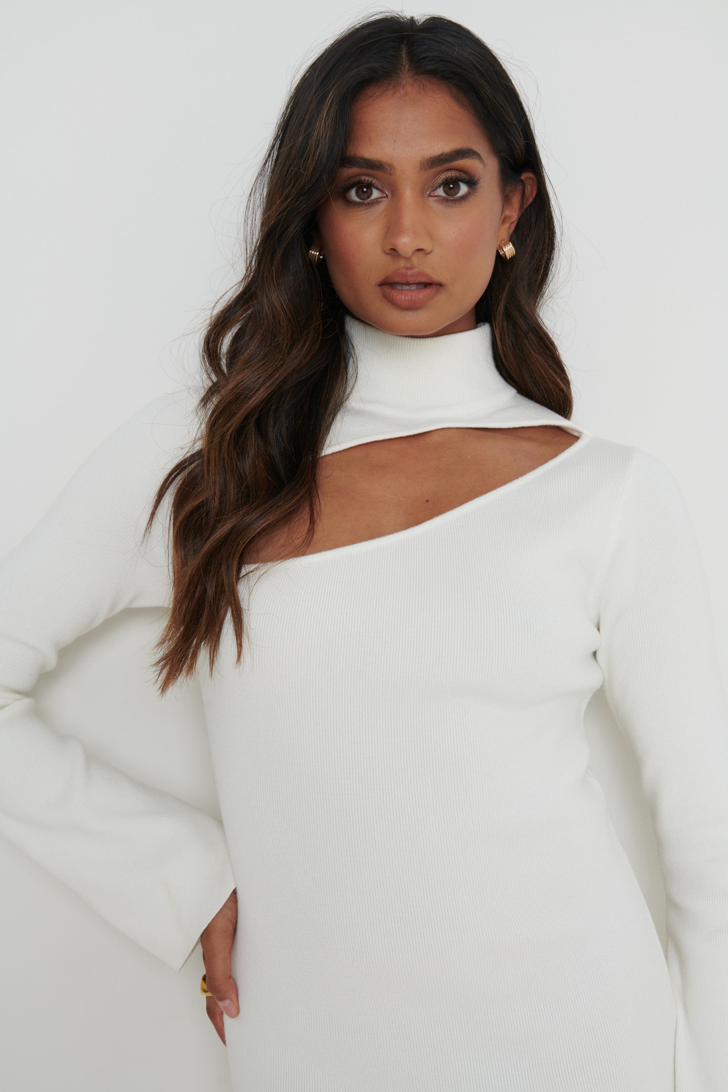 Shani Cut Out Knit Dress - Cream – Pretty Lavish